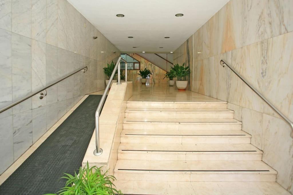 Granada Piso En Calle Arabial 117 Junto A El Corte Ingles Exteriör bild